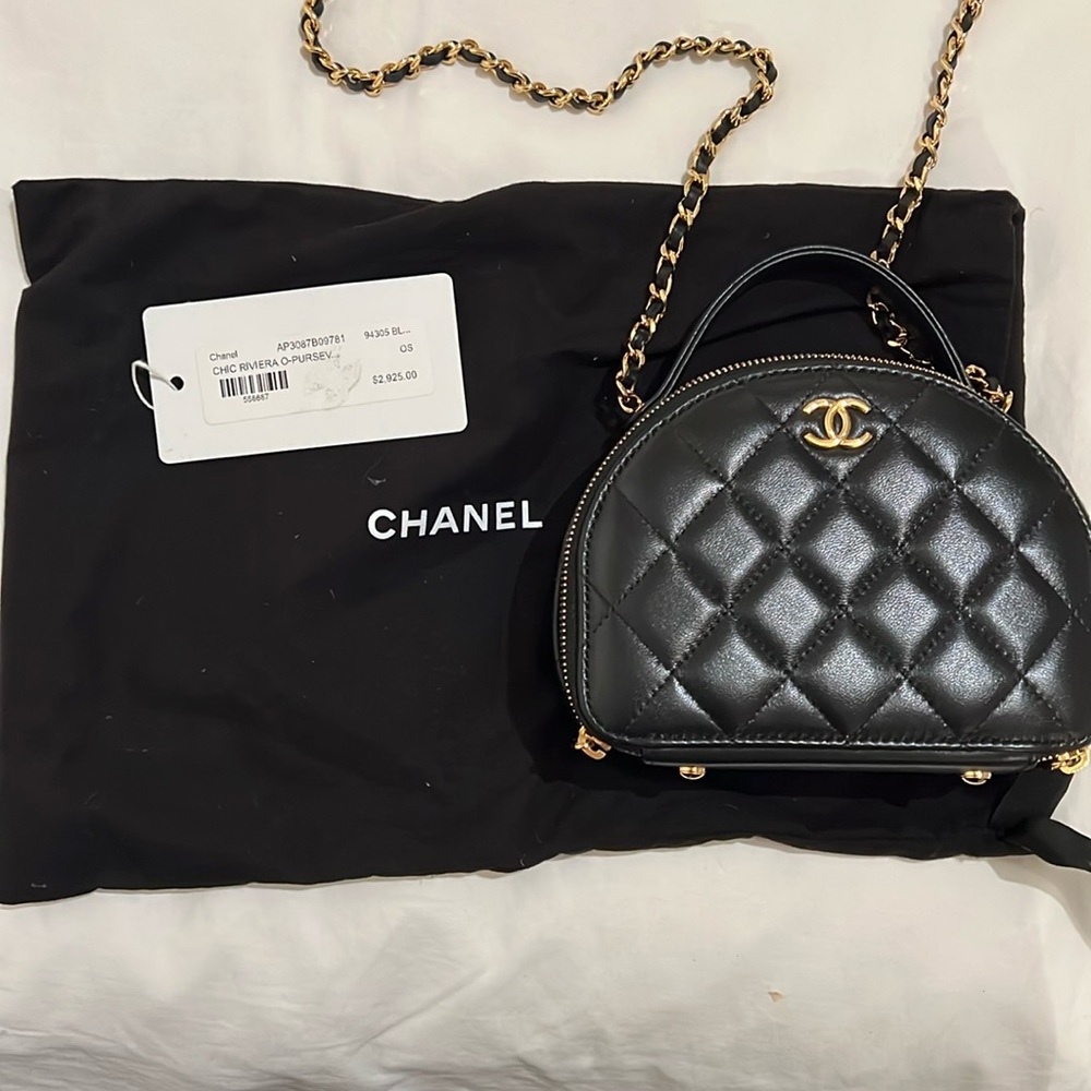 Chanel Chic Riviera O-Purse